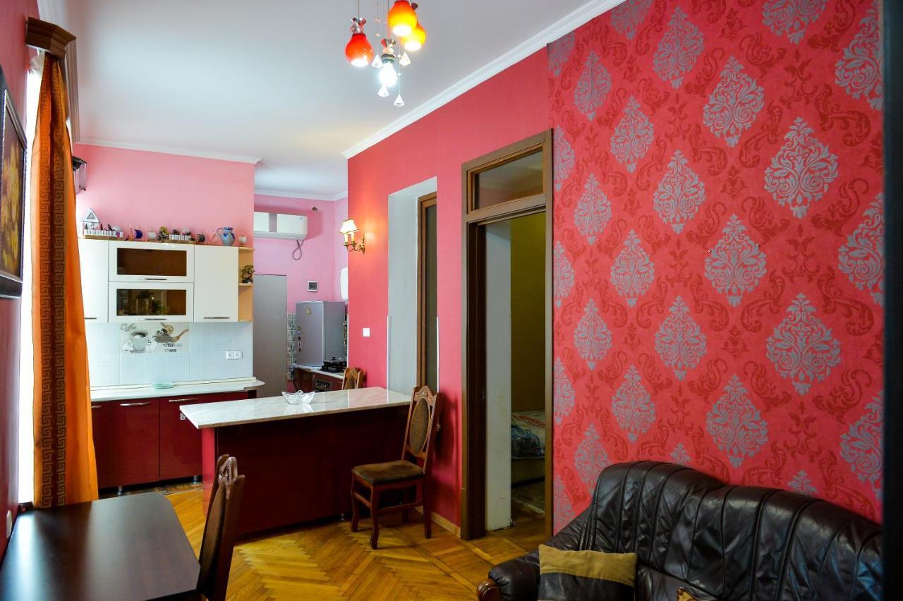 Bed and Breakfast Ok. à Koutaïssi Extérieur photo
