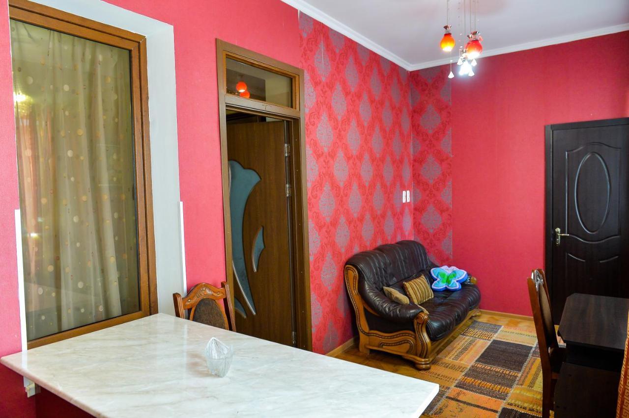 Bed and Breakfast Ok. à Koutaïssi Extérieur photo